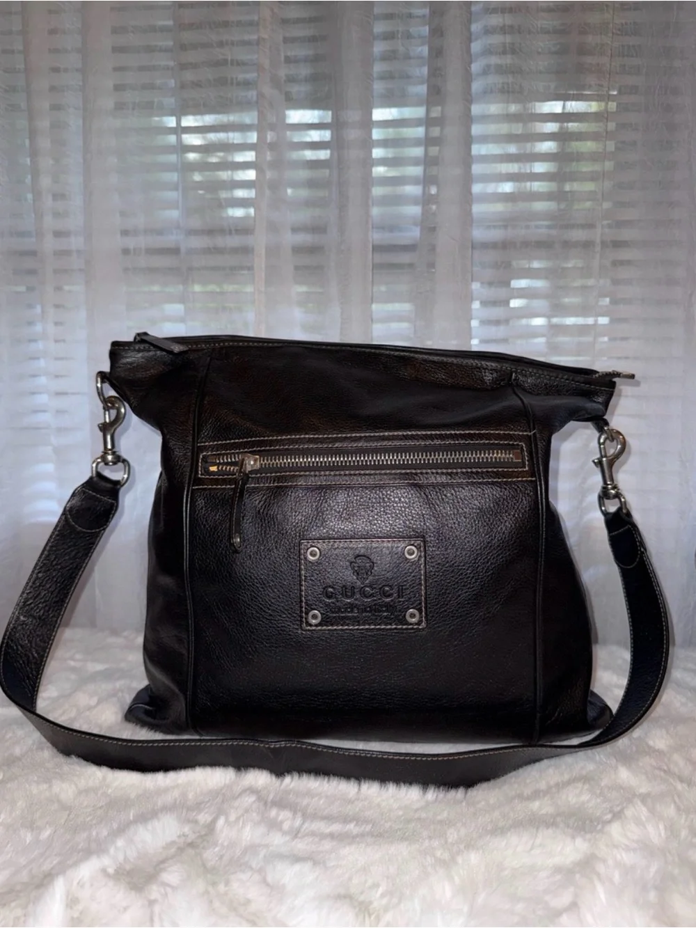 Gucci Black Pebbled Leather Messenger Bag